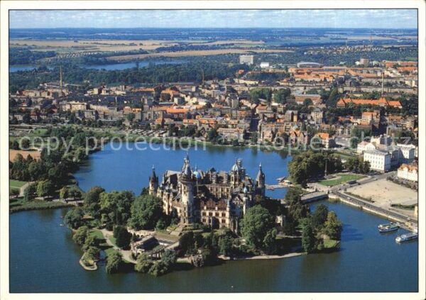 Schwerin Mecklenburg Schloss See Landeshauptstadt Fliegerauf