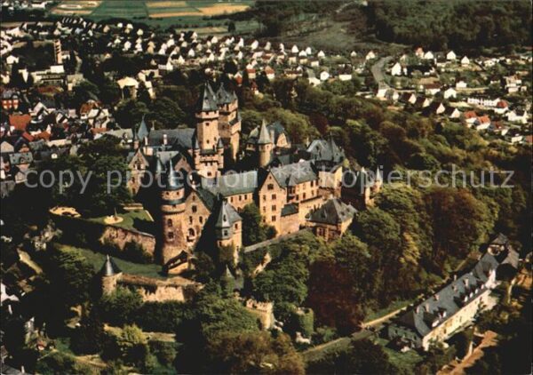Braunfels Schloss Luftkurort Fliegeraufnahme