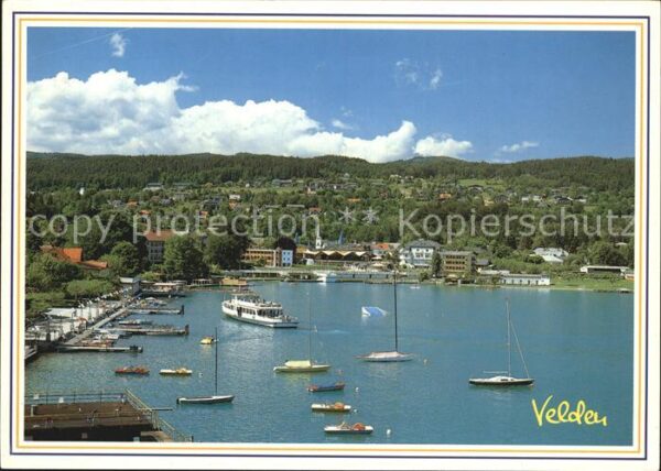 Velden Woerthersee Blick auf die Bucht mit Casino