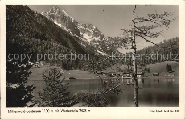 Mittenwald Bayern Lautersee mit Wetterstein