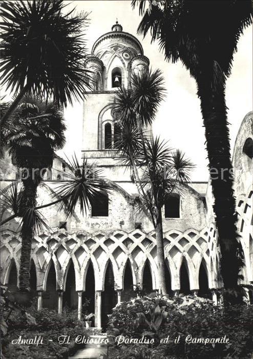 Amalfi Il cloitre paradis et le clocher