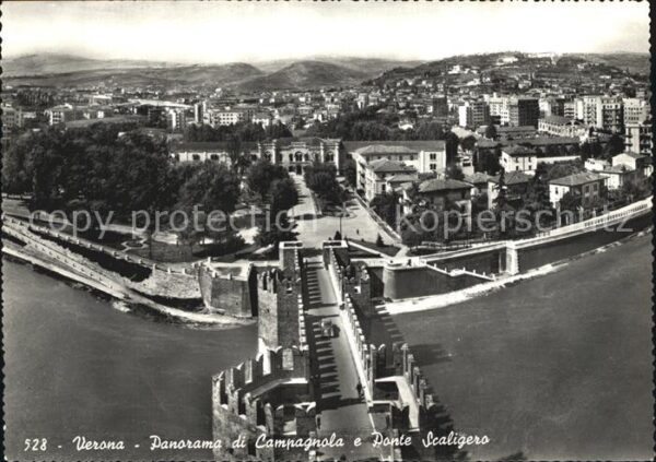 Verona Veneto Panorama di Campagnola e Ponte Scaliger