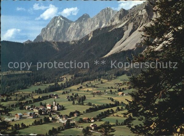 Ramsau Dachstein Steiermark mit Dachsteingebirge