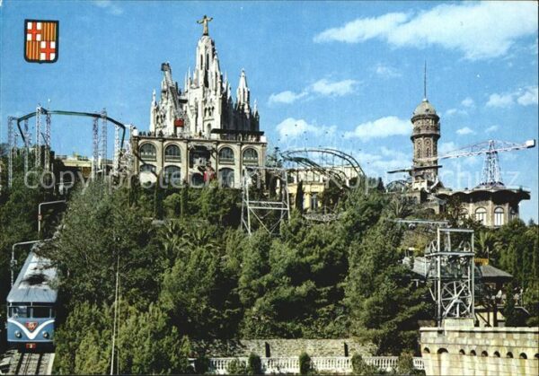 Barcelona Cataluna Tibidabo Vista general de la cumbre