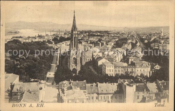 Bonn Rhein Total Blick über die Altstadt Kirche
