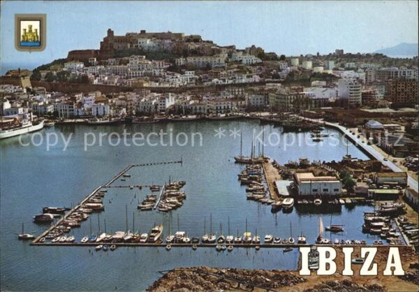 Ibiza Islas Baleares Club Nautico y ciudad Isla Blanca Hafen