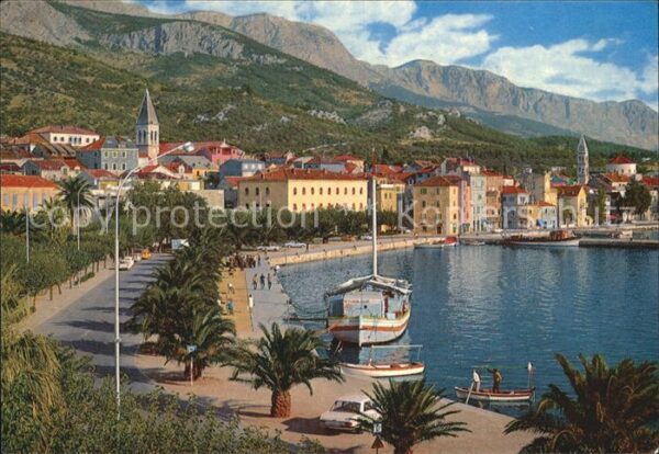Makarska Dalmatien Hafenpartie