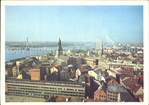 Riga Lettland Fliegeraufnahme Partie am Fluss