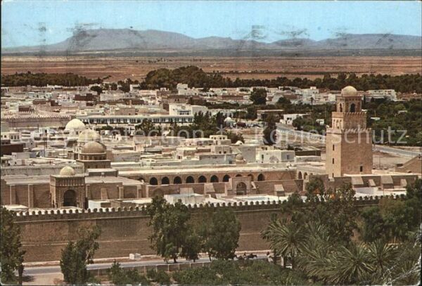 SOUSSE  Tunesie Blick über die Stadt Berge