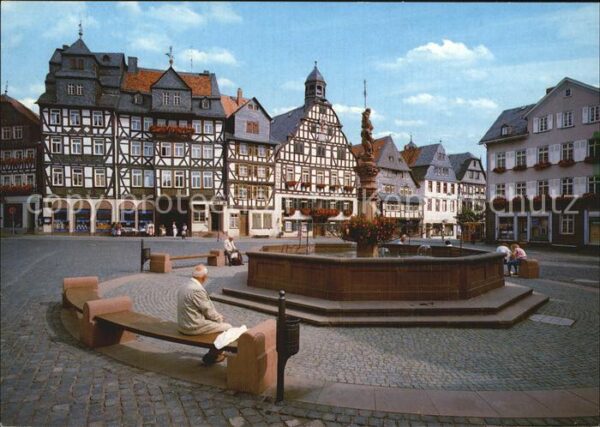 Butzbach Marktplatz Brunnen Fachwerkhäuser