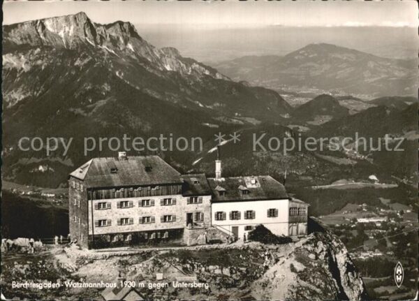 Berchtesgaden Watzmannhaus mit Untersberg Fliegeraufn