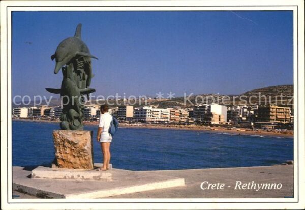 Rethymno Kreta Delphin Statue Hafenkai Strand