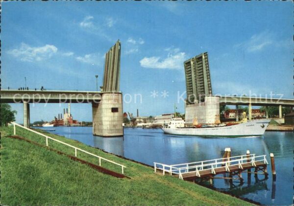Frachter Binnenschifffahrt Lübeck Herrenbrücke