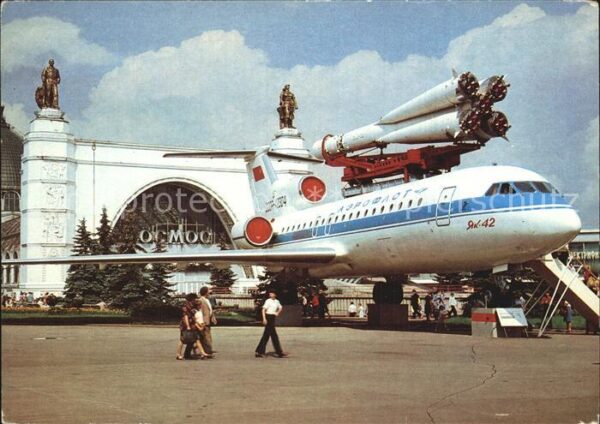 Flugzeuge Zivil Aeroflot Yak-42 USSR Exhibition of Econ