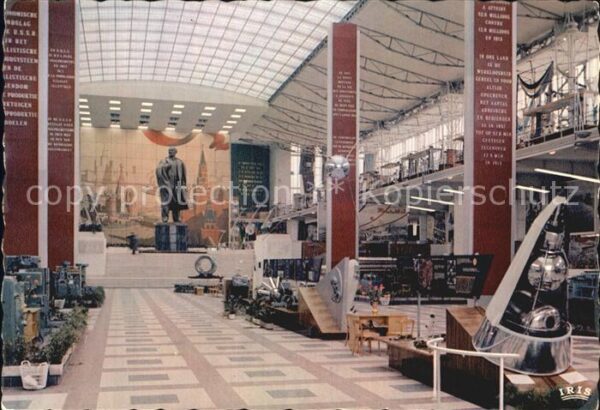 Exposition Internationale Bruxelles 1958 Pavillon de l' U.R.S.S. Les deux Spoutn