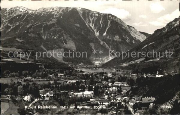 Reichenau Niederoesterreich mit der Rax