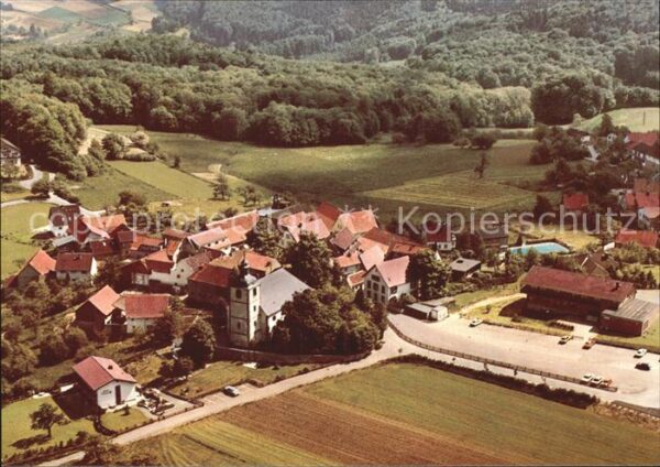 Neunkirchen Odenwald mit Ev Pfarrkirche Fliegeraufnahme