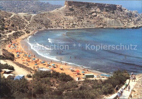 Malta Ghajn Tuffieha Bay