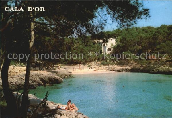 Cala d Or Strand