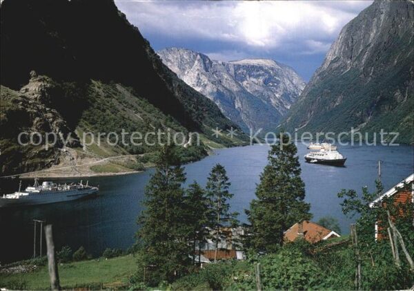 Gudvangen Norwegen Naeroyfjorden