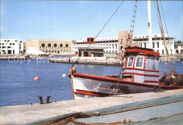 Sidi Ferruch Station Touristique Fischkutter