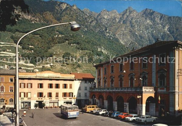 Chiavenna Piazza Bertacchi