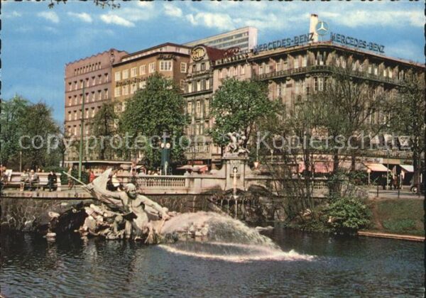 Duesseldorf Triton am Corneliusplatz