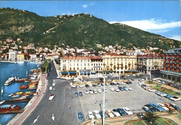Como Lago di Como Piazza Cavour