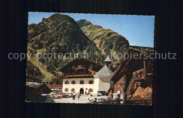 Matrei Osttirol Matreier Tauernhaus mit Platten Kogel