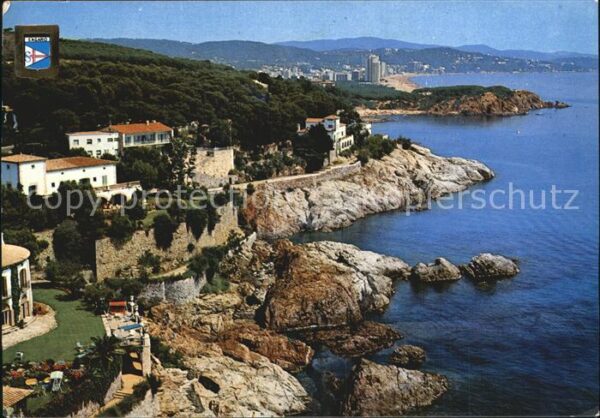 Playa de Aro Cataluna Chemin de Ronda au fond Playa de Aro