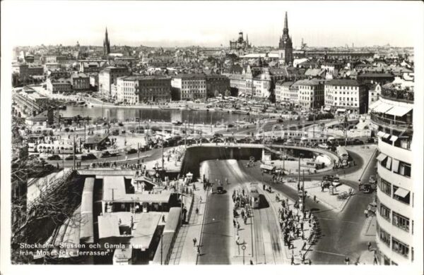 Stockholm Slussen och Gamla stan fran Mosebacke t