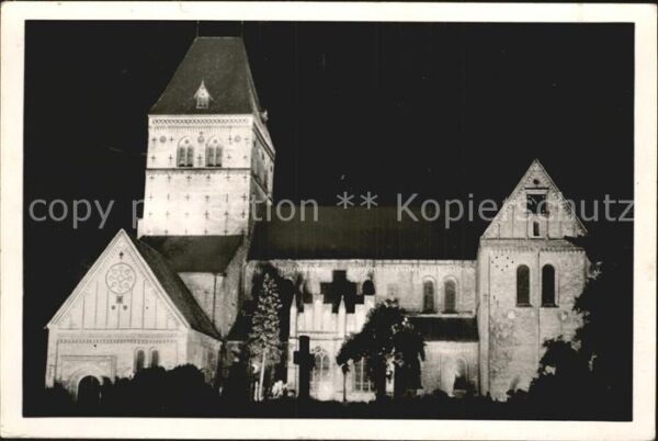 Ratzeburg Dom Heinrichs des Löwen Domfriedhof Nac
