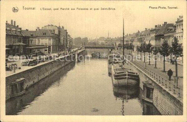 Tournai Hainaut Escaut Quai Marche aux Poissons Quai Sa