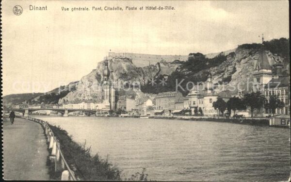 Dinant Wallonie Vue generale Pont Citadelle Poste Hotel