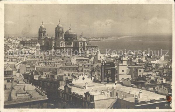 Cadiz Andalucia Stadtbild mit Kathedrale