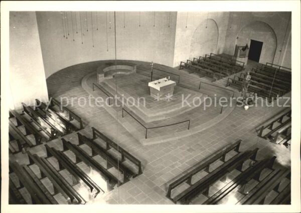 Muenchen St Laurentius Kirche Inneres