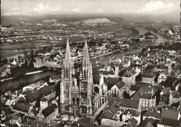 Regensburg Dom St Peter Fliegeraufnahme