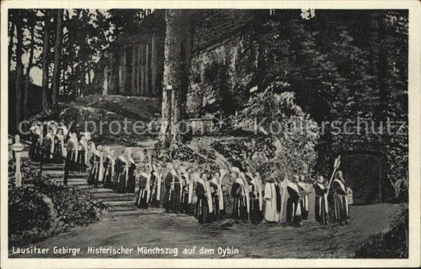 Oybin Historischer Mönchszug auf dem Berg Oyb