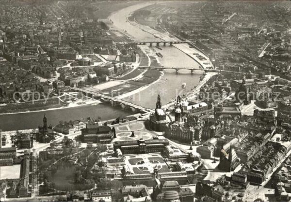 Dresden Fliegeraufnahme Neustadt und Altstadt