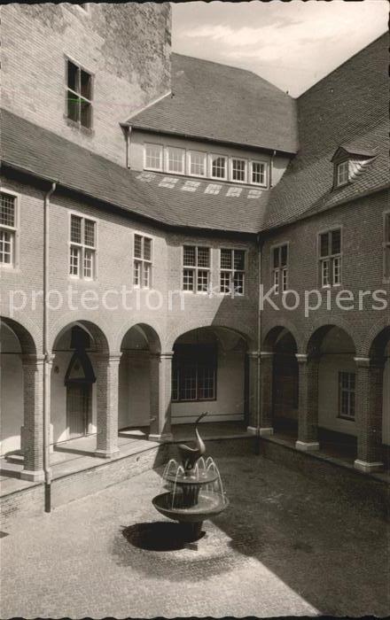Kleve Schwanenburg Innenhof