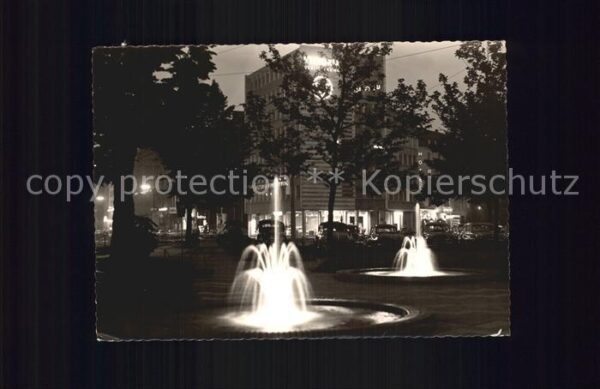 Koeln Rhein Springbrunnen Ringstraße
