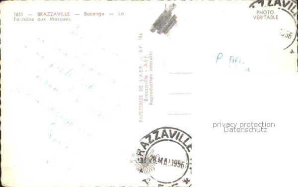 Brazzaville Bacongo La Fontaine aux Masques – Bild 2