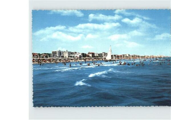 Riccione Strand Segelboot
