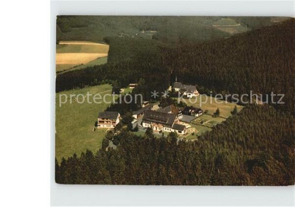 Oberkirchen Sauerland Fliegeraufnahme Berghotel Hoher Knochen