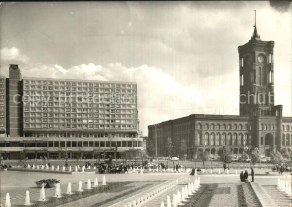 Berlin Blick ztum Berliner Rathaus
