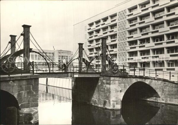 Berlin Jungfernbrücke