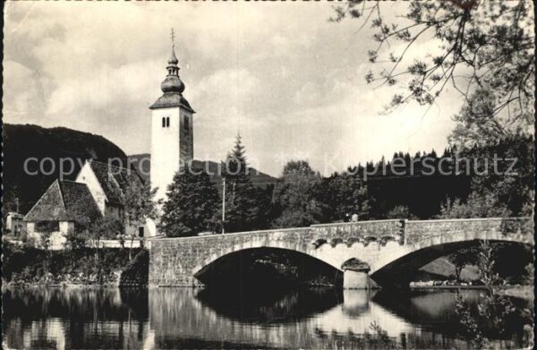 Bohinj Kirche und Brücke