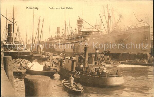 Hamburg Hafenpartie Fischerboote Ozeandampfer