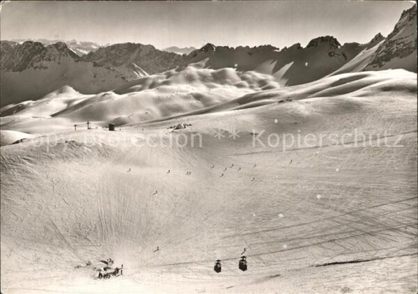 Zugspitzbahn Skipiste Schneefernerhaus