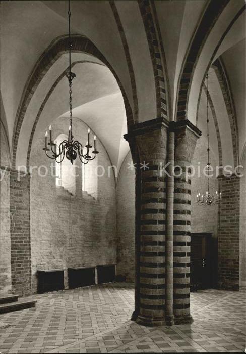 Ratzeburg Vierpasspfeiler in der Vorhalle
